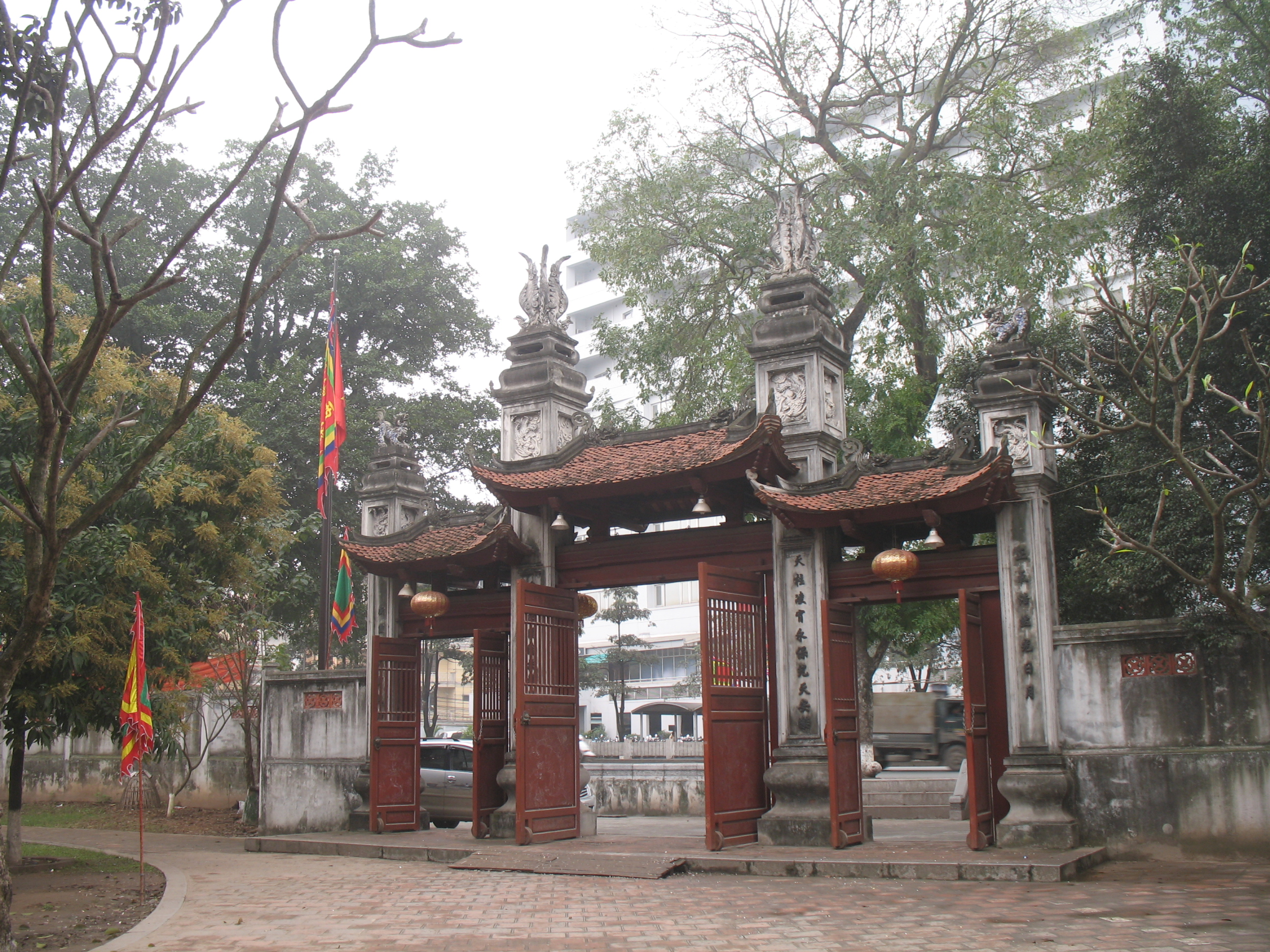 Đền Voi Phục - Trấn Tây