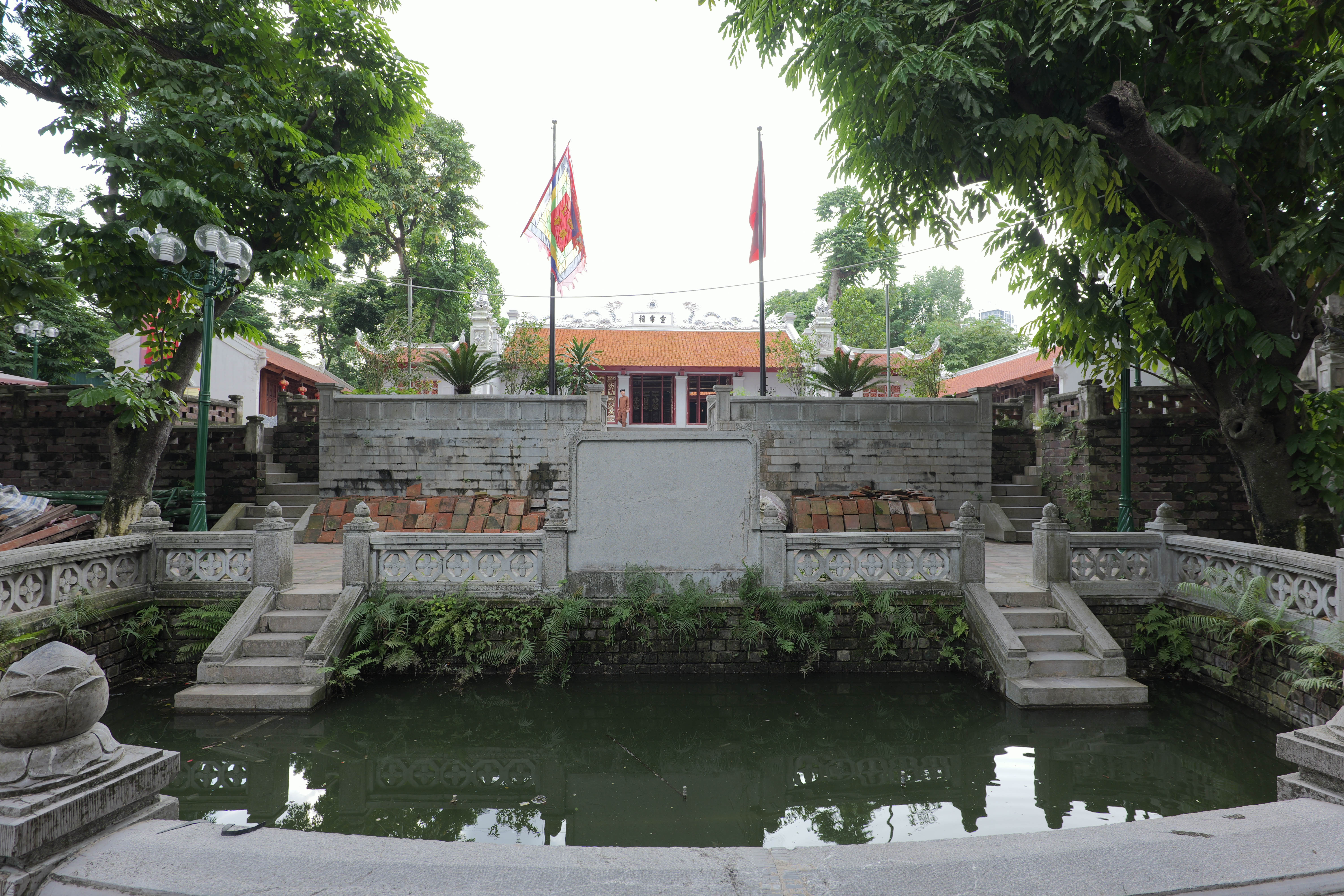 Đền Voi Phục - Trấn Tây